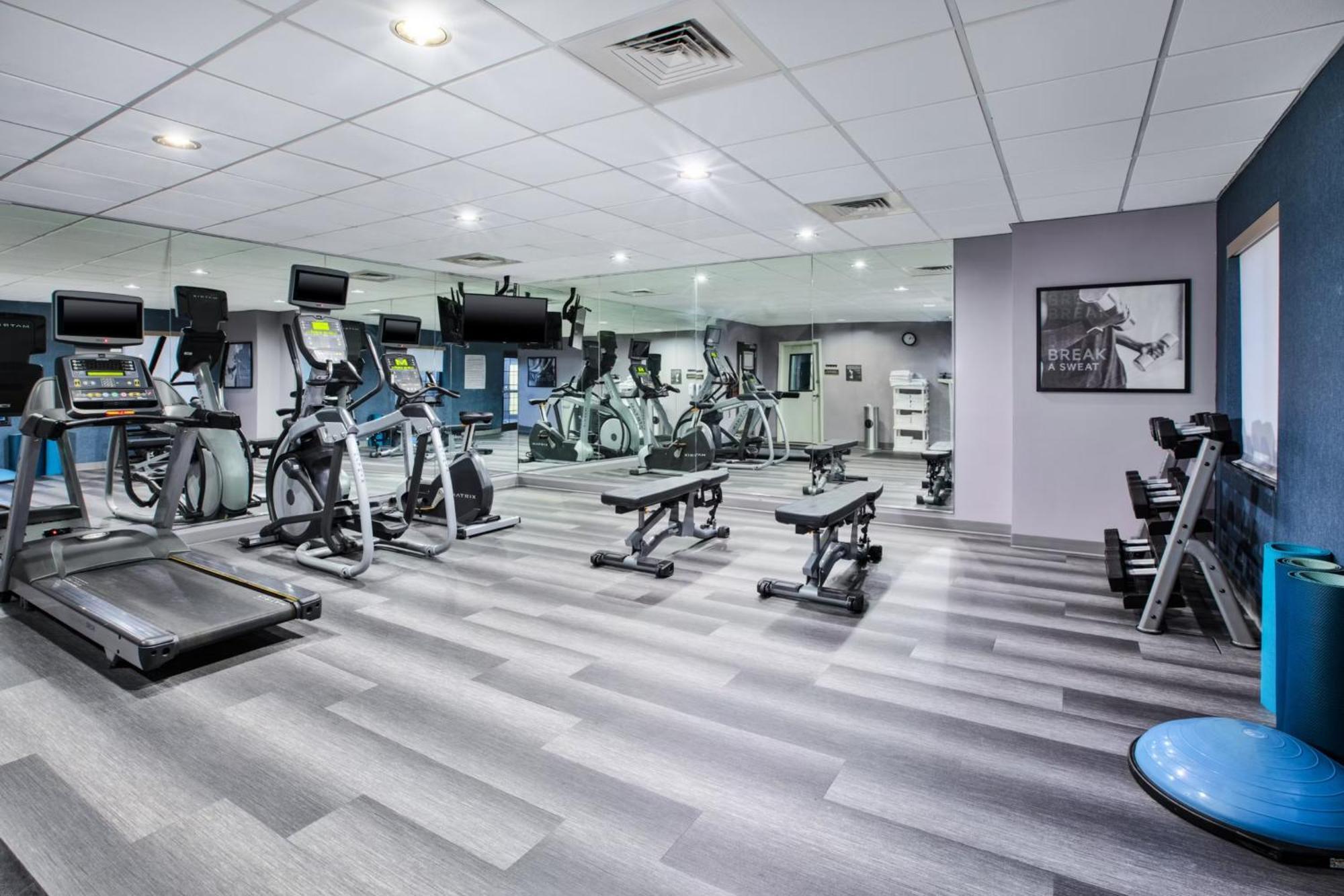 Staybridge Suites Omaha 80Th And Dodge By Ihg Buitenkant foto
