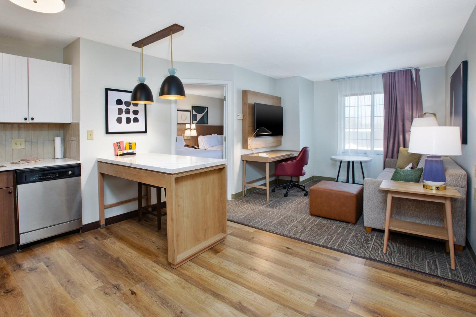 Staybridge Suites Omaha 80Th And Dodge By Ihg Buitenkant foto