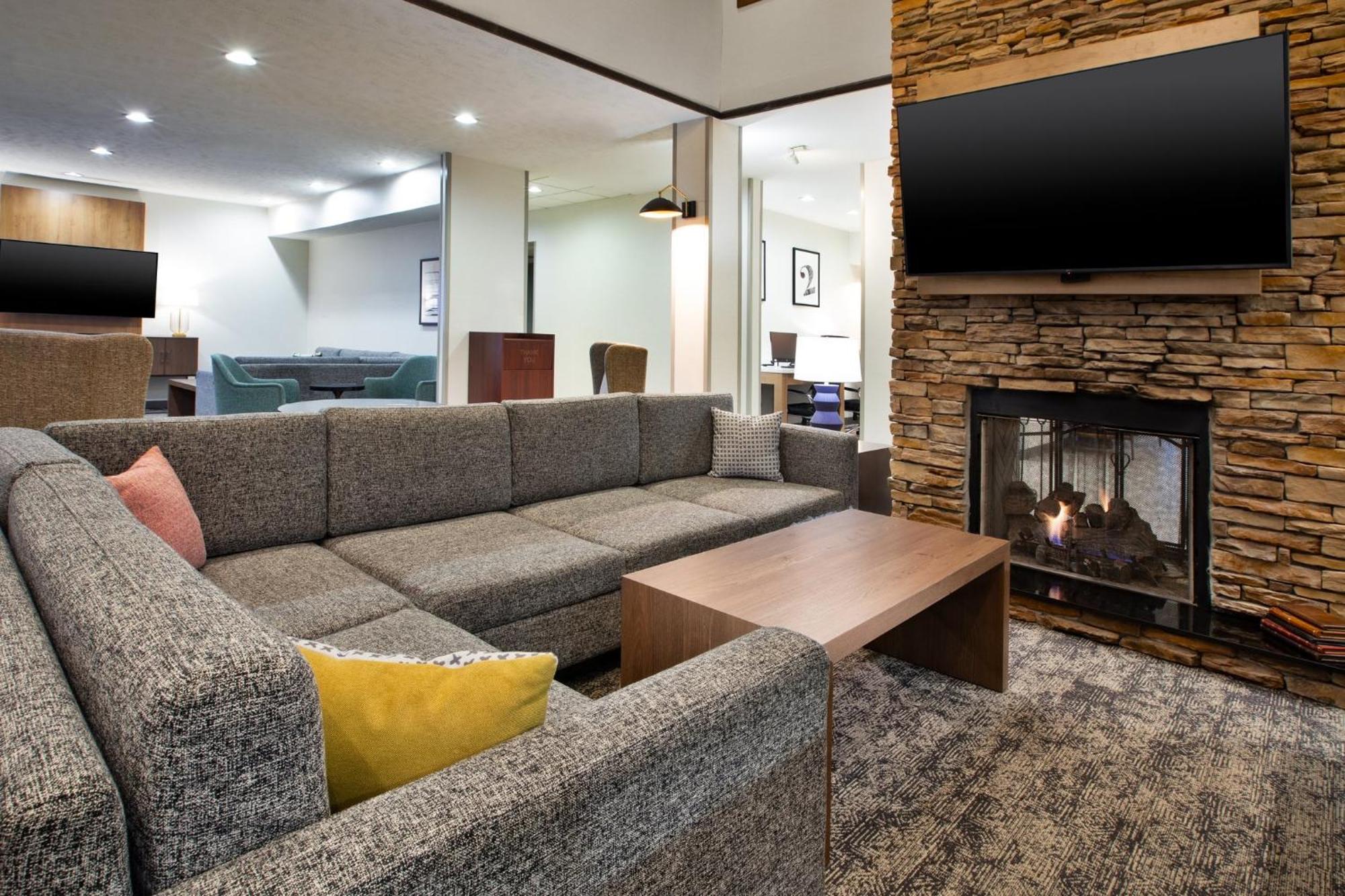 Staybridge Suites Omaha 80Th And Dodge By Ihg Buitenkant foto