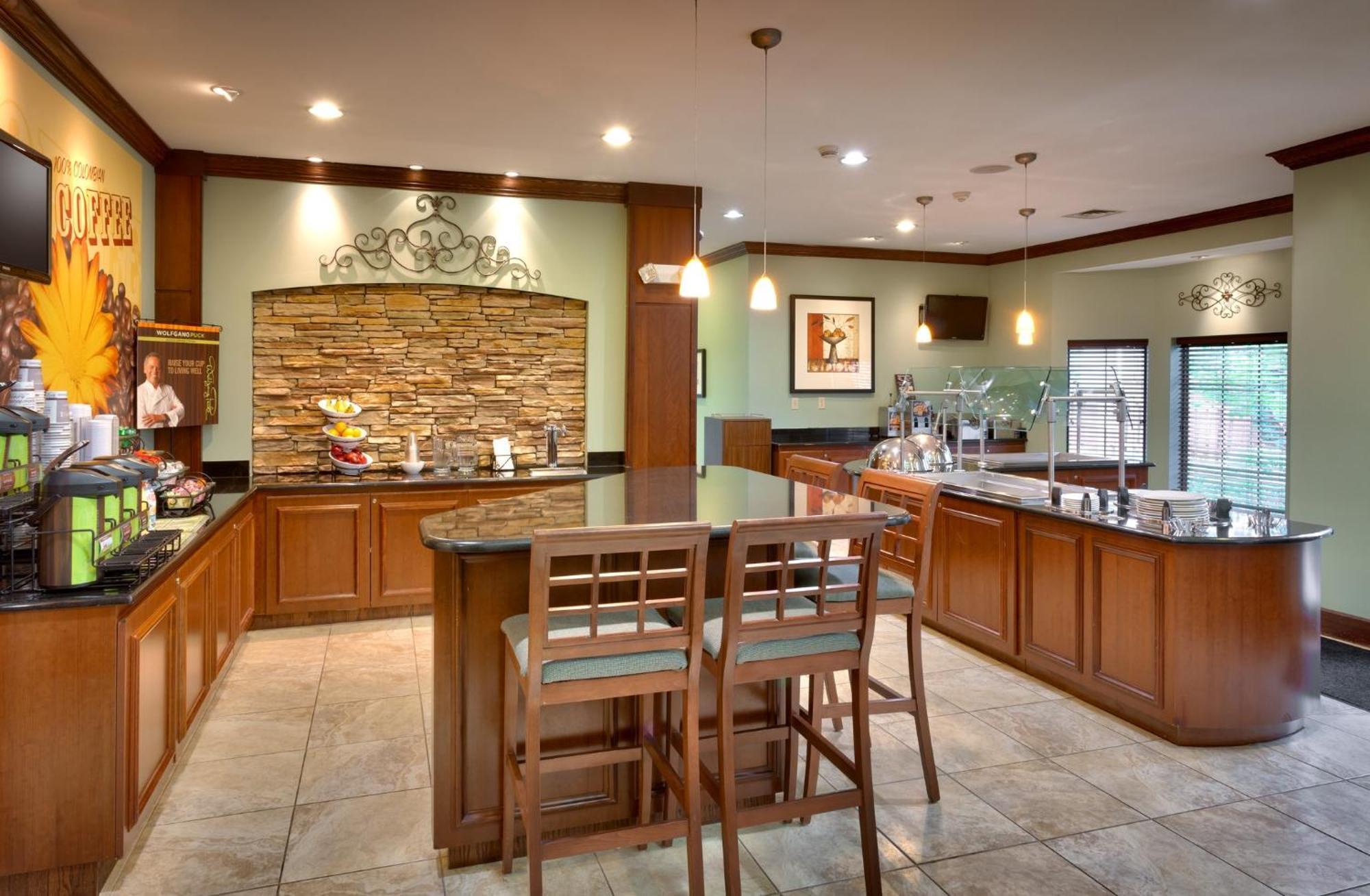 Staybridge Suites Omaha 80Th And Dodge By Ihg Buitenkant foto