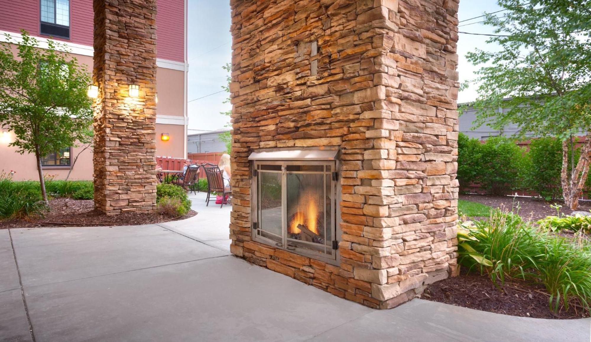 Staybridge Suites Omaha 80Th And Dodge By Ihg Buitenkant foto